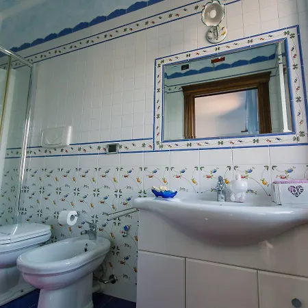 Francesca Bed and Breakfast 4*