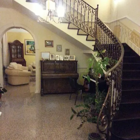 Francesca 4*