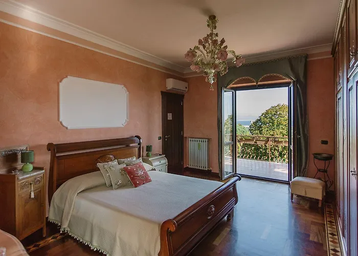 Alojamento de Acomodação e Pequeno-almoço Francesca Soverato Marina