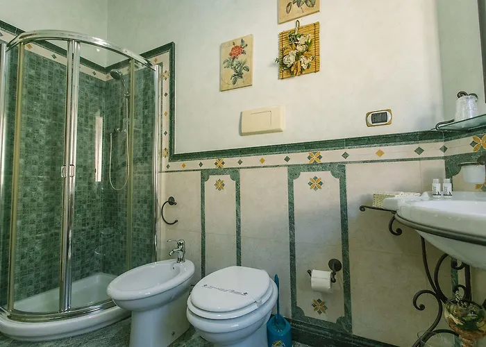 Francesca Alojamento de Acomodação e Pequeno-almoço 4*